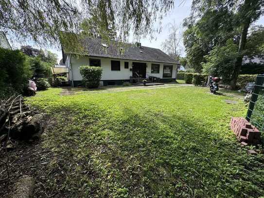 Riesiges Platzangebot, idyllische Waldnähe - Wohnen in Lübeck-Waldhusen