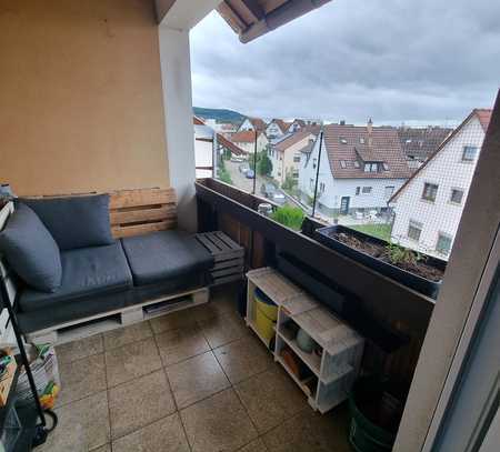 Exklusive 3-Zimmer-Wohnung mit Balkon und Einbauküche in Kernen