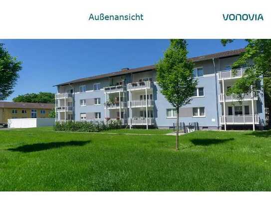Aufgepasst: Renovierte 2,5-Raum Wohnung mit Mietergarten!