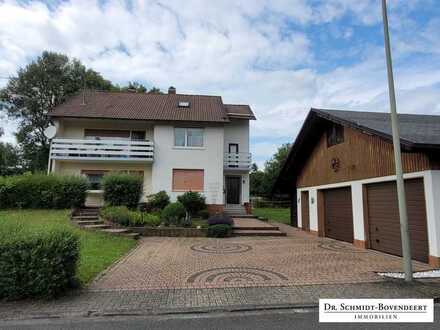 Teilvermietetes Zweifamilienhaus mit großem Grundstück in Burbach/Würgendorf