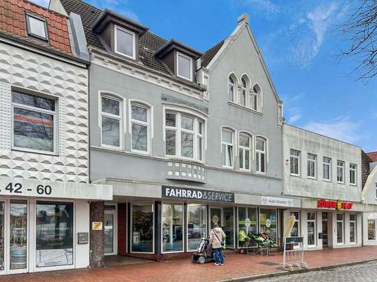 Stilvolle sanierte 3,5 Zi.-Komfortwohnung mit Blick auf den Marktplatz in Heide. Ihr neues Zuhause!