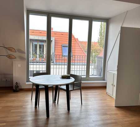 Stilvolle 3-Zimmer-Dachgeschosswohnung mit geh. Innenausstattung mit Balkon und EBK