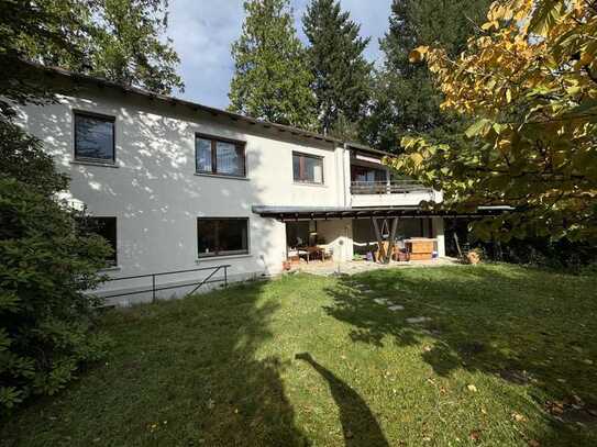 Kleine Stadtvilla in schöner Südlage am Fremersberg