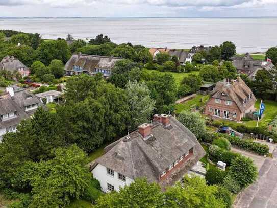 Hausteil unter Reet in Keitum auf Sylt - nur 200m zum Wattenmeer!