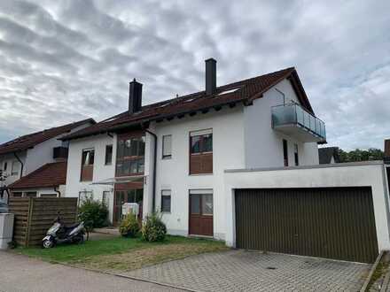 2-Zimmer-Dachgeschosswohnung in ruhiger und zentraler Wohnlage von Pfaffenhofen a. d. Ilm !