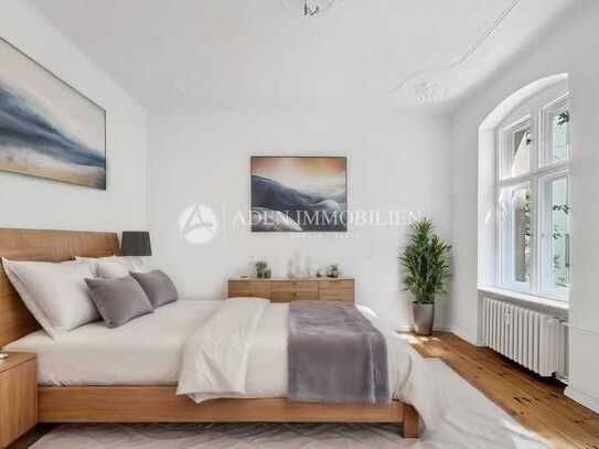 Bezugsfrei : elegante 2-Zimmer-Altbauwohnung mit Einbauküche in Wilmersdorf !