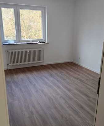 Geschmackvolle 4-Zimmer-Wohnung mit gehobener Innenausstattung mit Balkon in Hildesheim