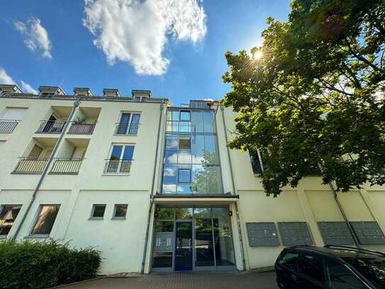 ++ bezugsfreies 1-Zi. Appartement mit Balkon und Aufzug nähe Universität ++