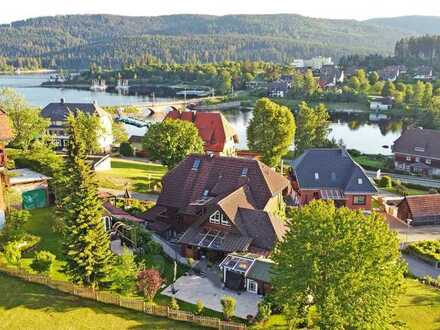 Charmantes Ensemble aus Ferienapartments und Inhaberwohnung in Schluchsee-Ort