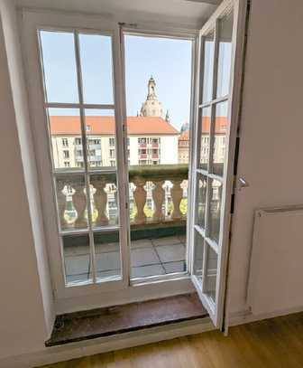 City-Center: 4-Zi-Wohnung mit Parkett und Balkon