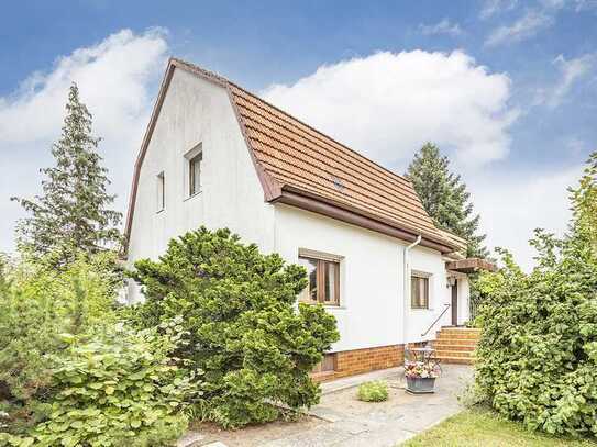 Kleines Haus mit Potential in sonniger, ruhiger Lage