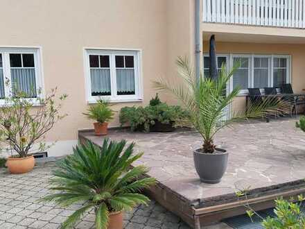 3 Zimmer-EG-Wohnung in ZFH - ruhige Lage am Rand zum Stadtzentrum