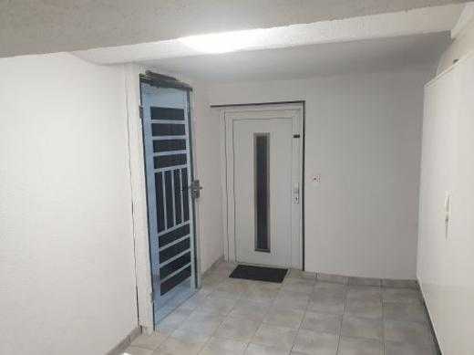 Geschmackvolle, modernisierte 1-Zimmer-Souterrain-Wohnung in Friedrichsdorf