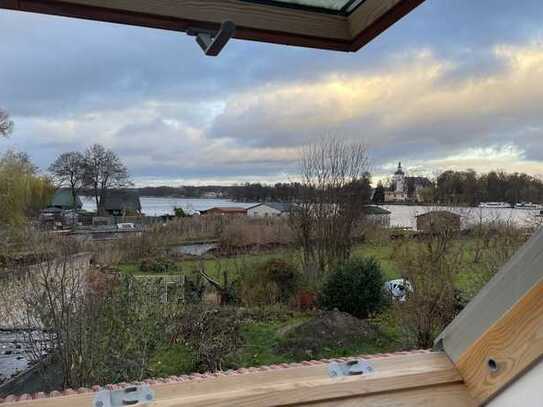 Haushälfte / Wohnung mit Garten & Seeblick zu vermieten in Mirow