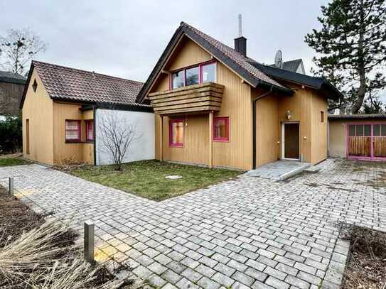 Kompaktes Stadt-Haus auf schön angelegtem Grundstück in zentraler Lage von Dachau