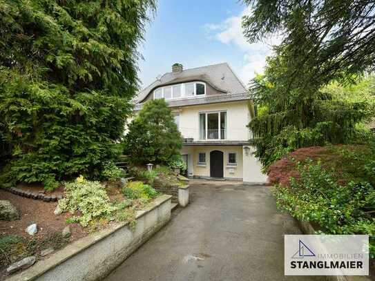 Klassiker!
Walmdach-Villa mit Alpenblick in bester Lage