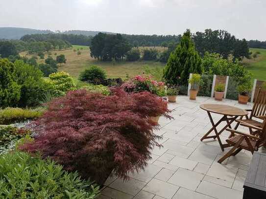 Einfamilienhaus freistehend mit Garten und Blick ins Grüne