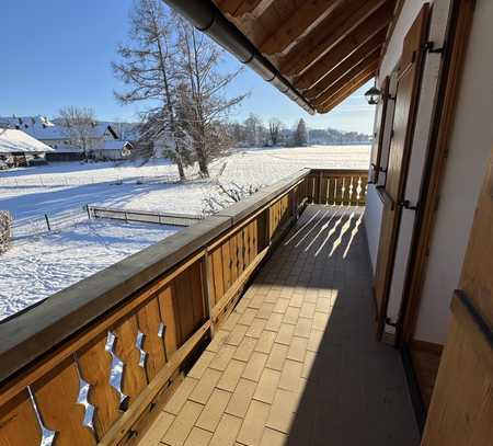 Schöne und gepflegte 4-Zimmer-Wohnung mit Balkon in Steingaden