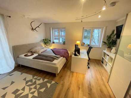 Tageslichtbad und Balkon: Charmante 1-Zimmer-Wohnung in Günzburg