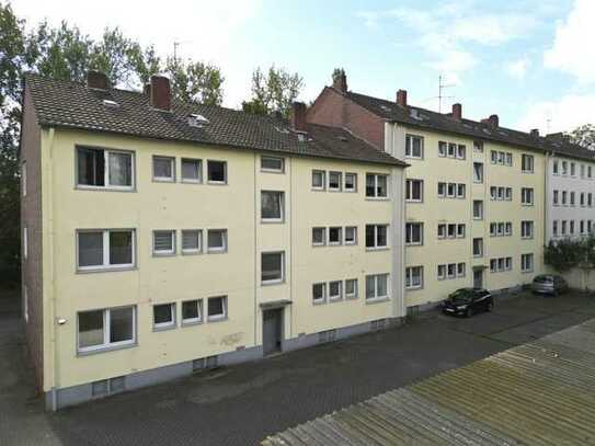 Mehrfamilienhaus mit Garagen in Oberhausen-Borbeck