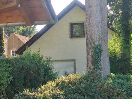 Baugrundstück mit Altbestand