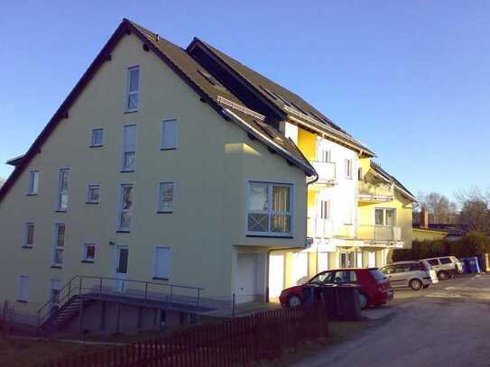 Großzügige, sanierte 3-RW mit wunderschönem Balkon in Langenau bei Freiberg zu vermieten