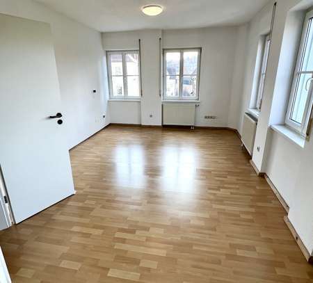 Hübsche 2-Zimmer-Whg. in der Lorenzer Altstadt