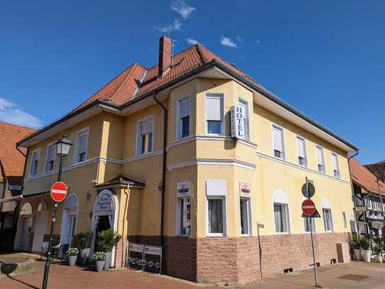 Hotel mit Restaurant in Top-Lage am Marktplatz