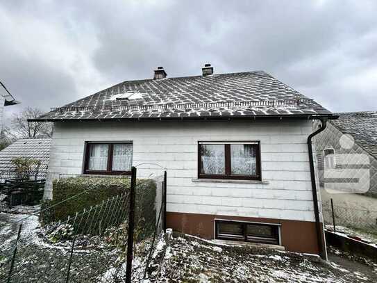 Doppelhaushälfte in Schwarzenbach am Wald OT Bernstein