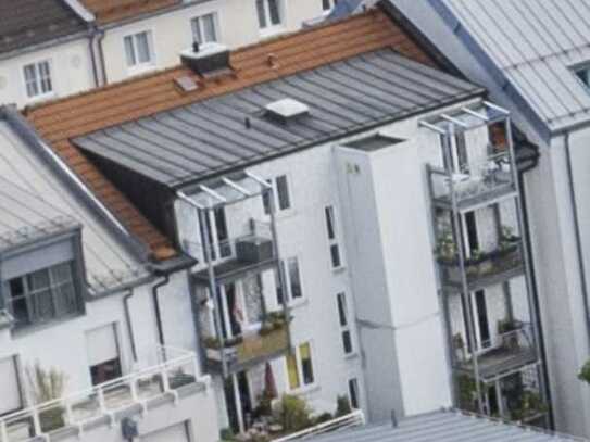 zentrale & sonnige 2-3 Zimmer Dachgeschosswohnung - provisionfrei