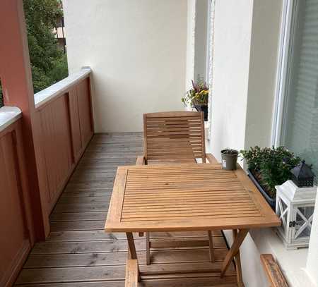 ++ Solide Kapitalanlage // 3 Zimmer // großer Balkon // neuer Bodenbelag ++