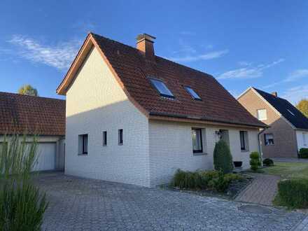 Mit viel Platz zum Spielen!
Einfamilienhaus mit großem Grundstück im Herzen von Melle!