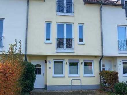 Köln-Sürth, 154 m² mit 5 Zimmern, 2 Bädern und Einbauküche
