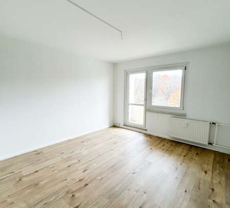 Paare aufgepasst! Lichtdurchflutete 3-Zimmer-Wohnung mit Einbauküche und Balkon!