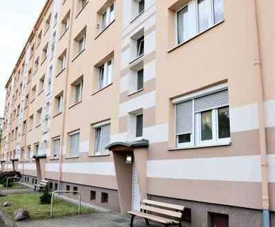 Renovierte 2-Zimmer-Wohnung mit EBK in Altenburg zu vermieten !