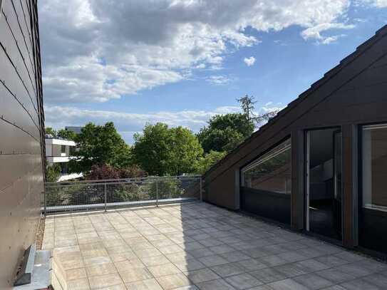 Maisonettewohnung mit großen Terrassenflächen nah am Rhododendronpark !