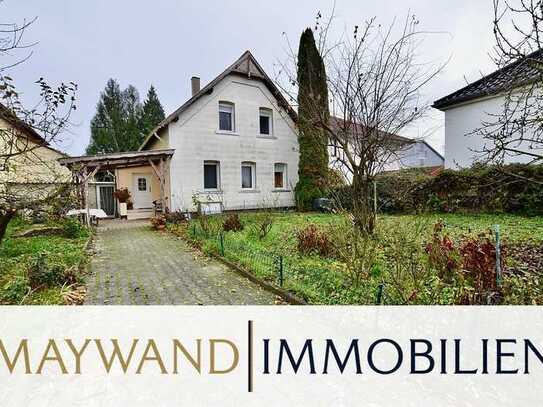1-2 Familienhaus mit zwei großen und sonnigem Gärten in ruhiger Lage.