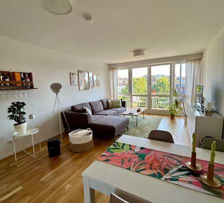 moderne 3 Zimmer-Wohnung mit Einbauküche & Balkon im Frankenberger Viertel zu vermieten