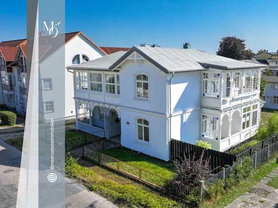 Traumvilla in Strandnähe // Historische Eleganz trifft modernen Luxus // Mit Hinterhaus für Gäste