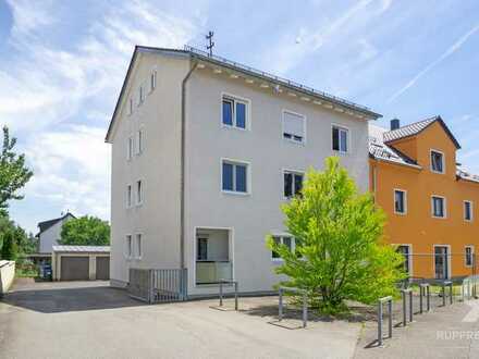 Frisch renovierte und geräumige 3-Zimmer Wohnung mit Garage in Rothenstadt