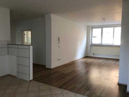 Schöne geräumige zwei Zimmer Wohnung in Wuppertal