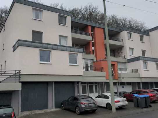 ab 01.06.: in 2022 renovierte 3ZKB Wohnung in Zentrumsnähe mit gr. Balkon, optional mit Garage