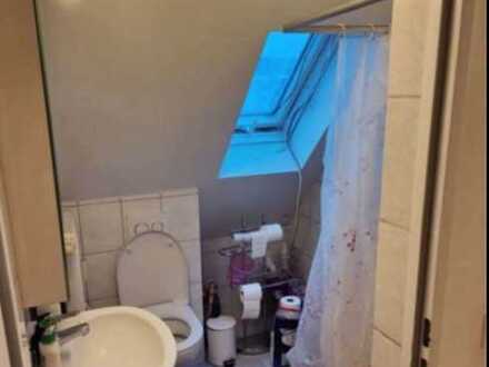 290 € - 15 m² - 3.0 Zi.