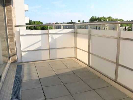Exklusive 2-Raum-Wohnung mit gehobener Innenausstattung mit EBK in Frankfurt