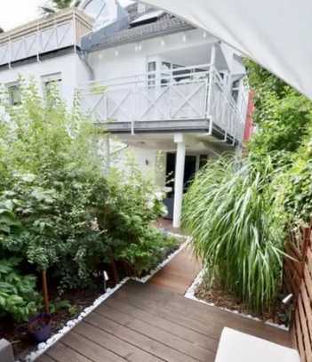 Wunderschöne 3-Zimmer Wohnung mit Balkon und Terrasse in bester Lage in Hofheim am Taunus