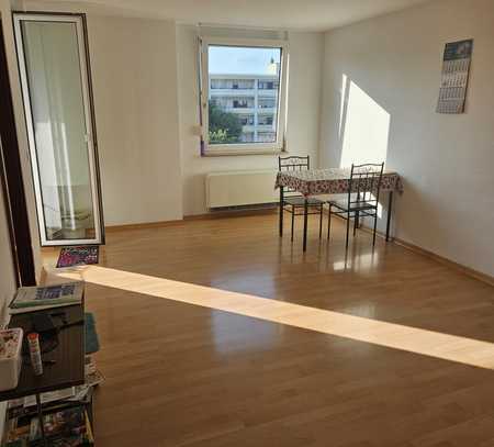 2 Zimmer Wohnung mit Garagenstellplatz in Filderstadt Sielmingen