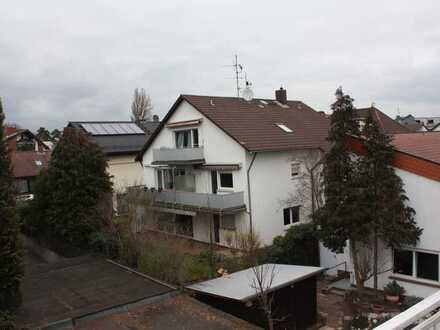 Komplett freies Drei-Familienhaus !