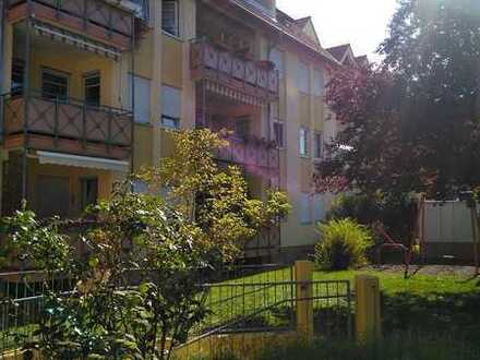 Schöne 2 ZKB-Wohnung mit Flair im Herzen von Lampertheim!
