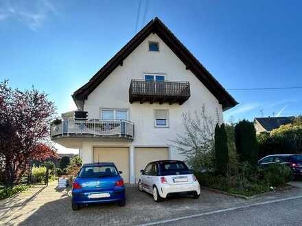 Mehrfamilienhaus mit 3 Eigentumswohnungen und großem Gartengrundstück in Eigeltingen-Heudorf