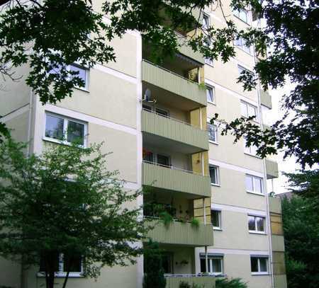 Deggendorf: Große 2-Zimmer-Wohnung in ruhiger Lage